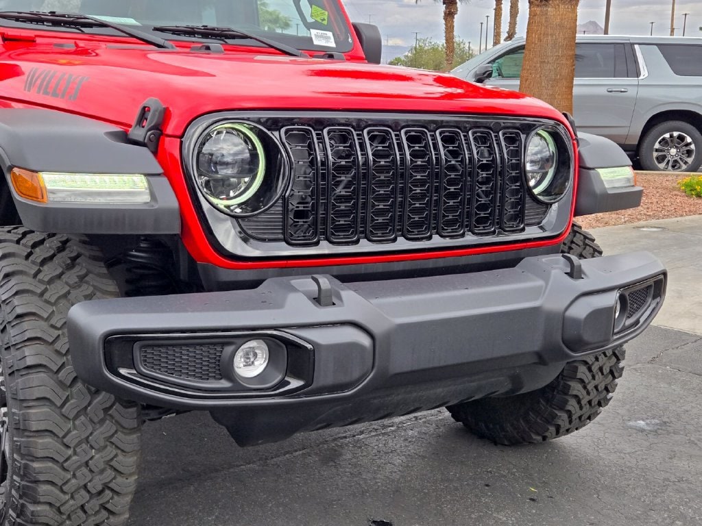 2024 Jeep Wrangler 4-Door Willys - Photo 8