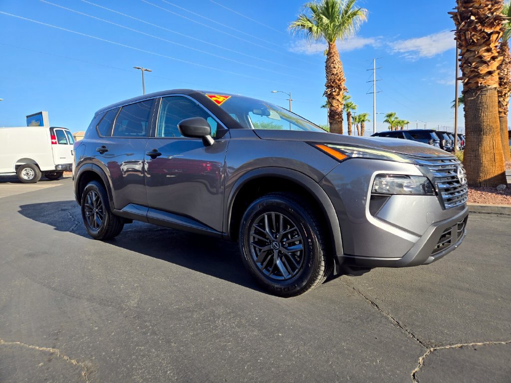 2024 Nissan Rogue S - Photo 1