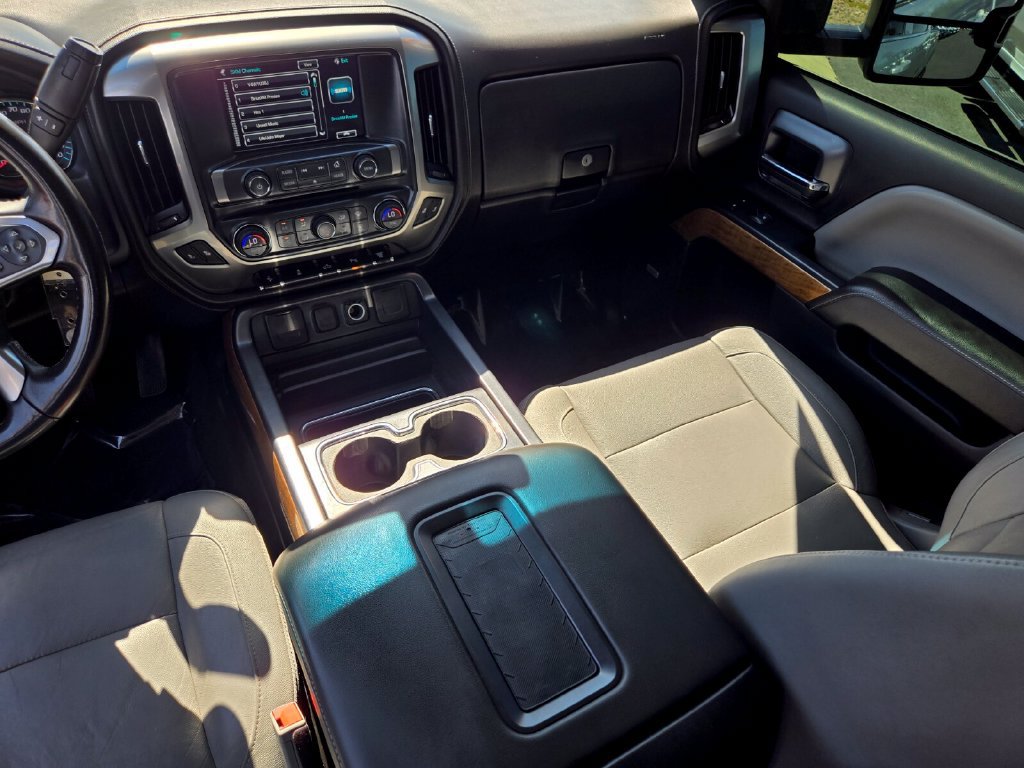 2017 Chevrolet Silverado 2500HD LTZ - Photo 12
