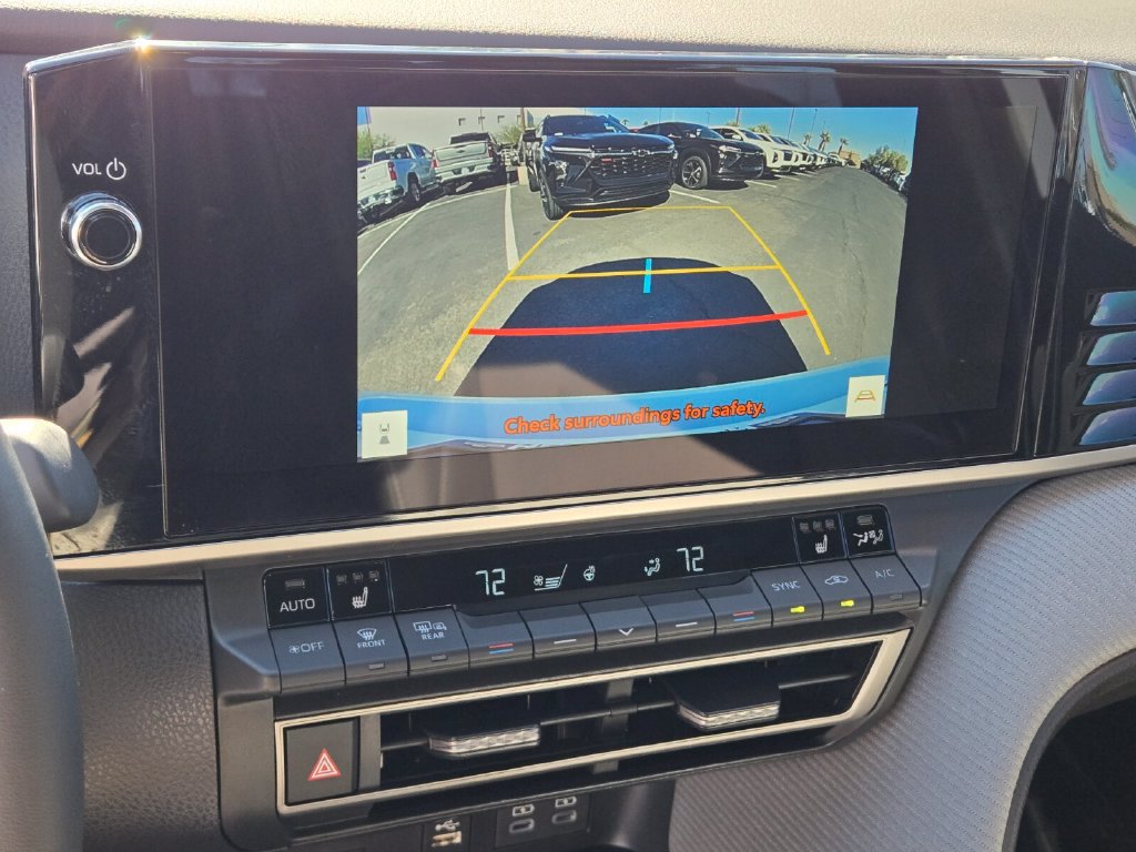 2025 Toyota Camry SE - Photo 20