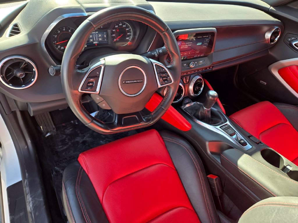 2023 Chevrolet Camaro 2LT - Photo 12
