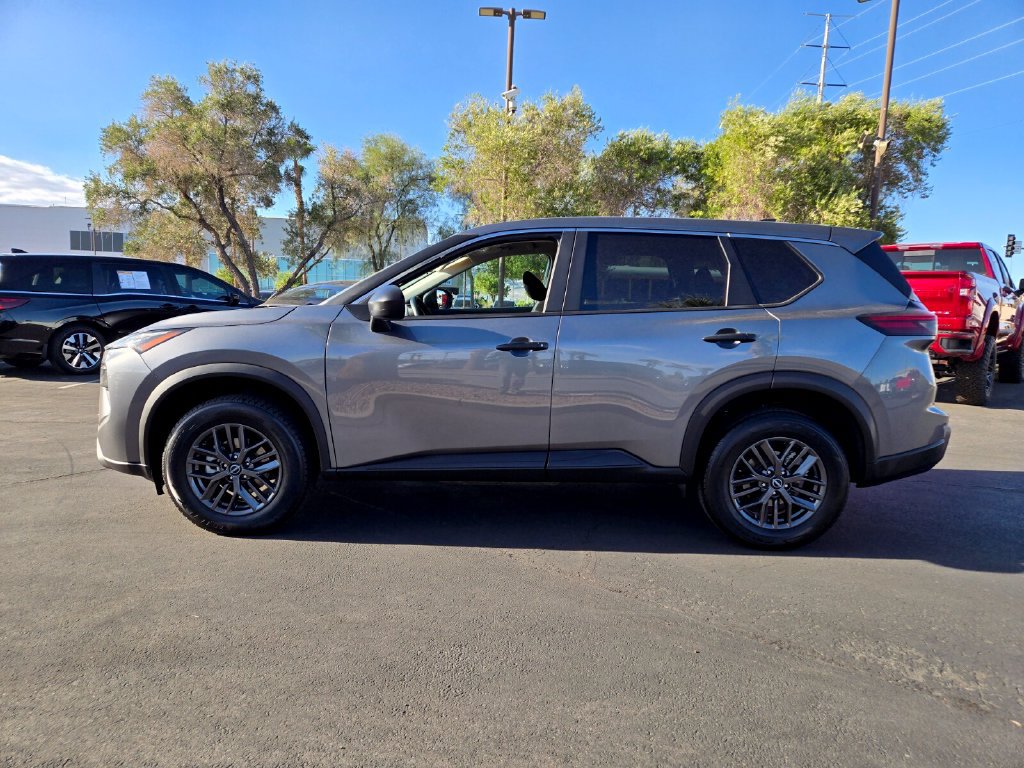 2024 Nissan Rogue S - Photo 3