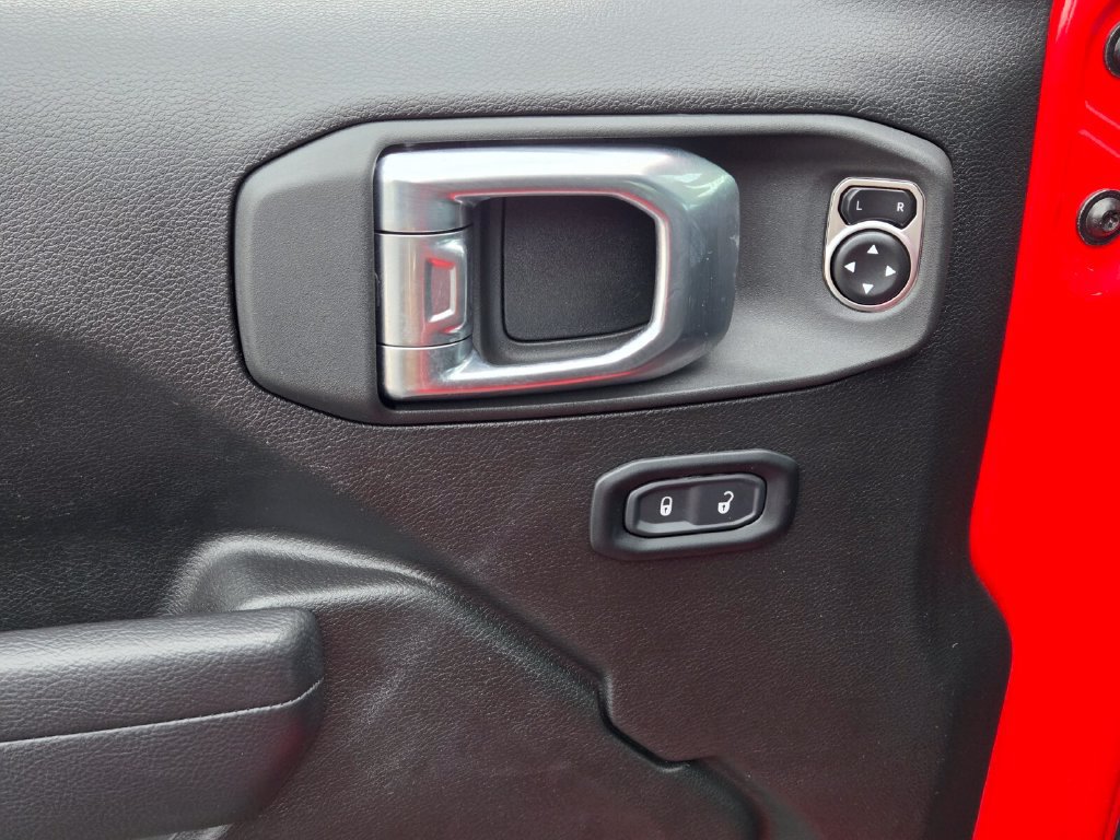 2024 Jeep Wrangler 4-Door Willys - Photo 16