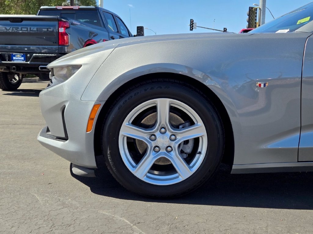 2023 Chevrolet Camaro 2LT - Photo 9