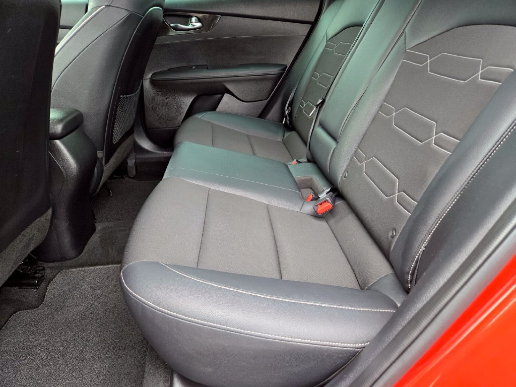 2024 Kia Forte GT-Line - Photo 11
