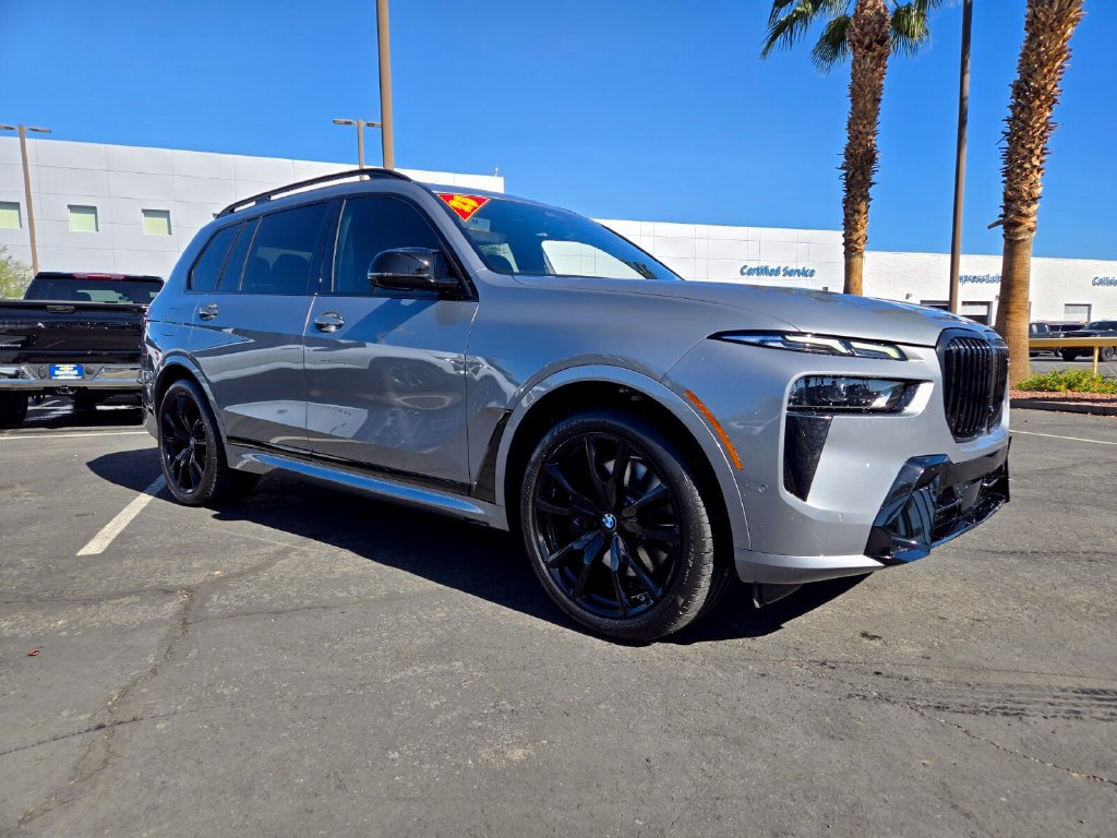 2025 BMW X7