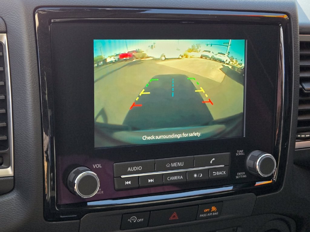 2024 Nissan Frontier SL - Photo 20