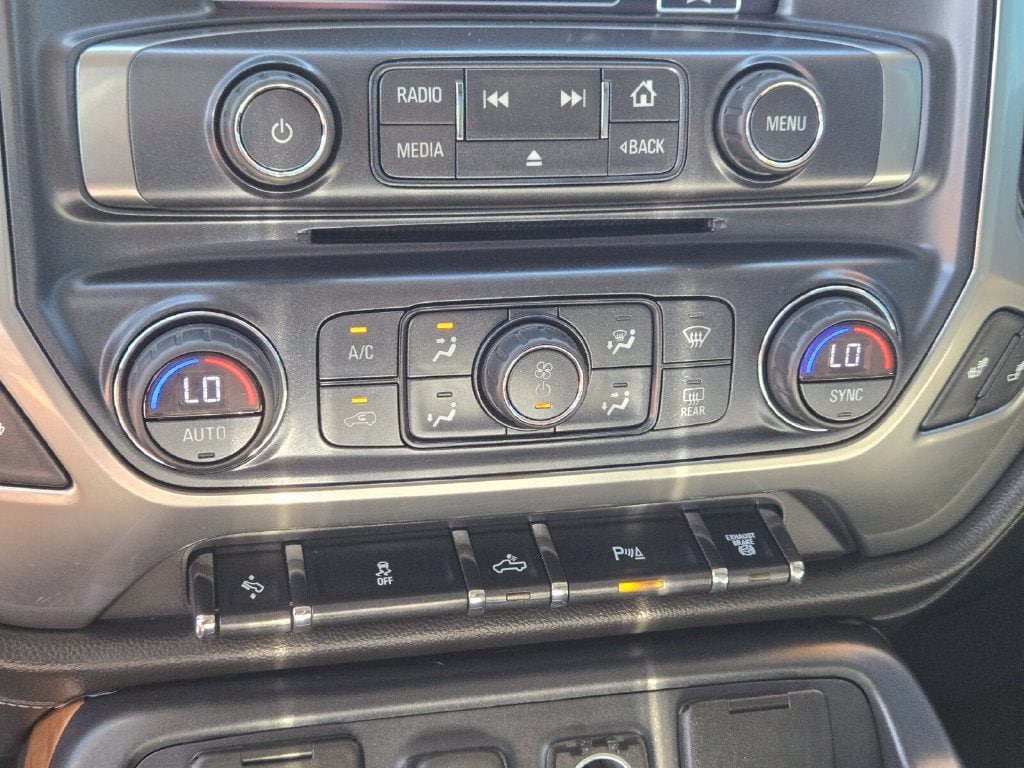 2017 Chevrolet Silverado 2500HD LTZ - Photo 21