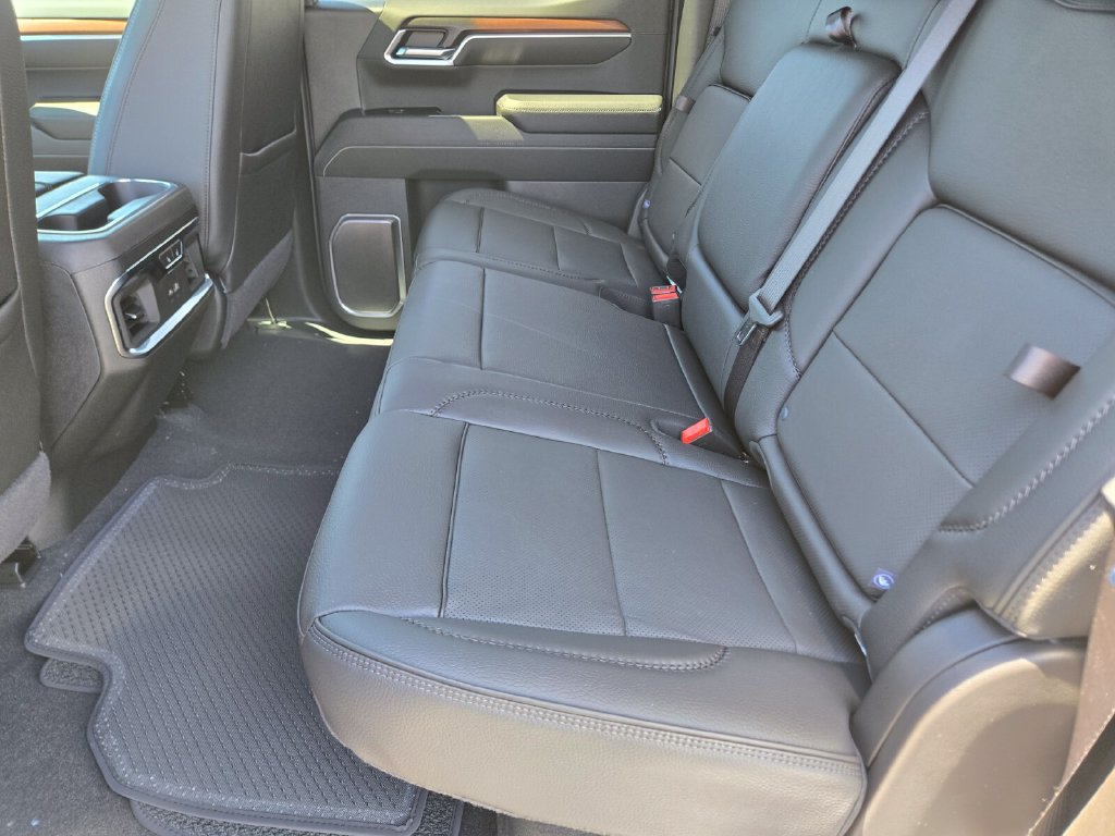 2026 GMC Sierra 1500 Denali - Photo 8