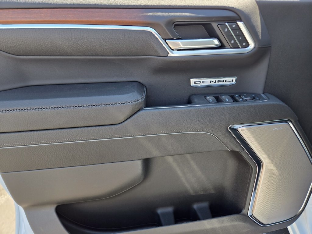 2026 GMC Sierra 1500 Denali - Photo 10