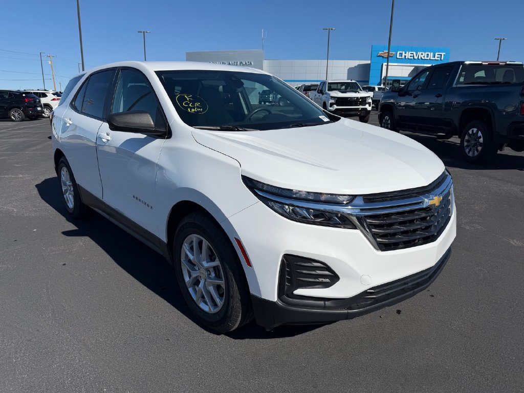 2022 Chevrolet Equinox LS