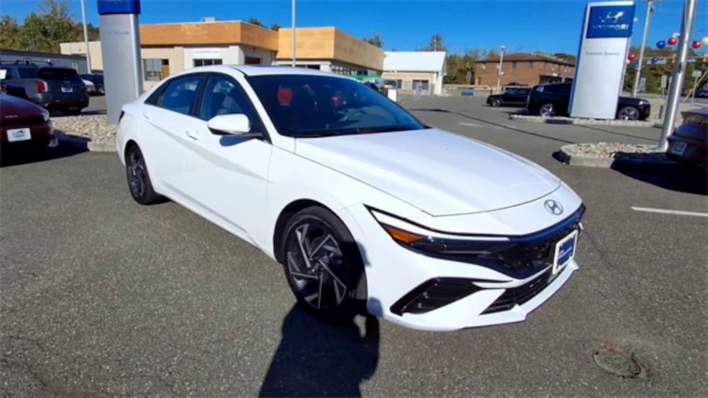 Certified 2024 Hyundai Elantra SEL Sedan