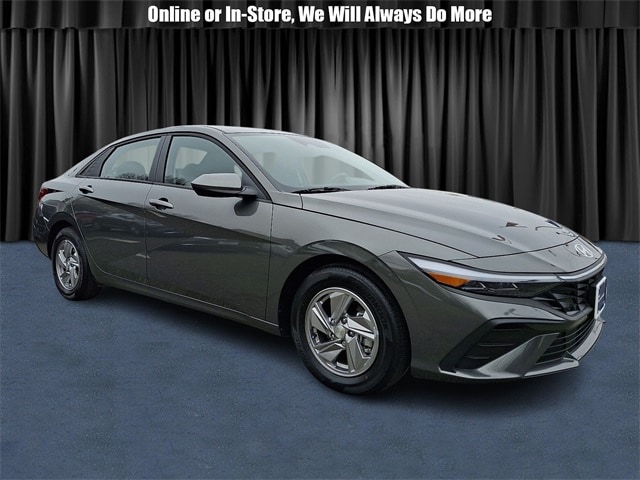 2025 Hyundai Elantra Sedan 