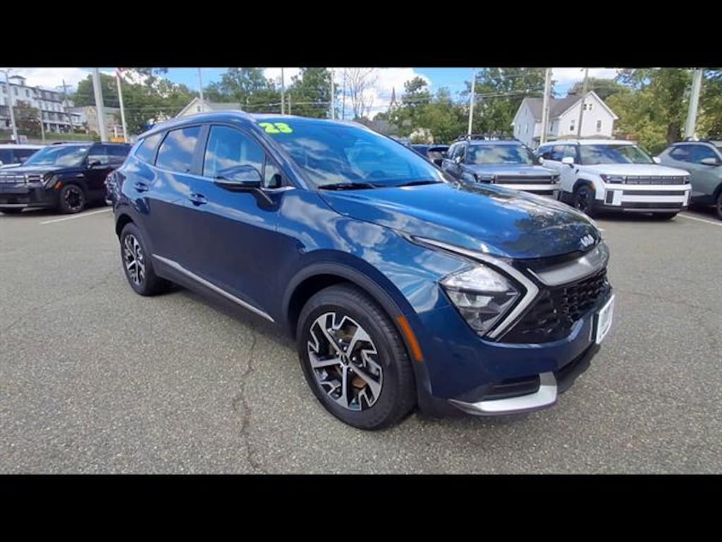 Used 2023 Kia Sportage Hybrid SUV