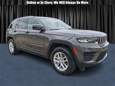 2024 Jeep Grand Cherokee Laredo SUV