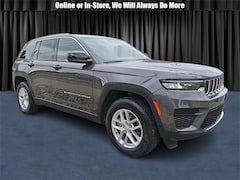 2024 Jeep Grand Cherokee Laredo SUV
