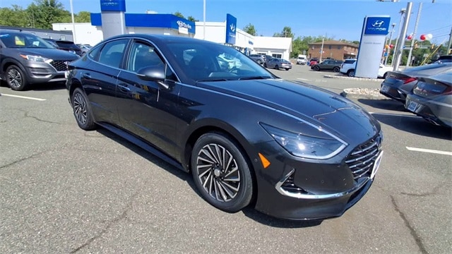 Certified 2023 Hyundai Sonata Hybrid Limited with VIN KMHL54JJ8PA083187 for sale in Sussex, NJ