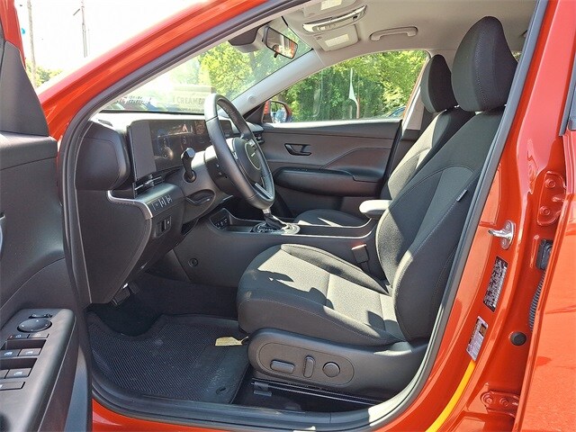 2024 Hyundai Kona SEL photo 3