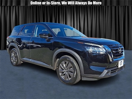 2022 Nissan Pathfinder S SUV