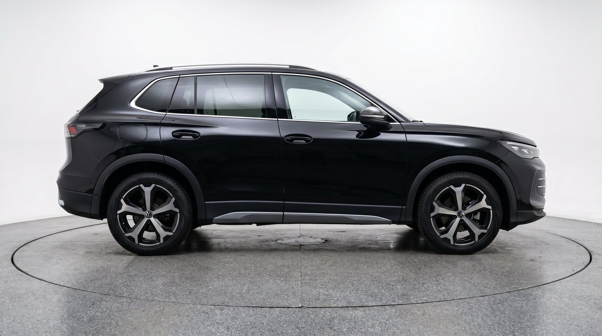 Thumbnail: 2026 Volkswagen Tiguan - 10