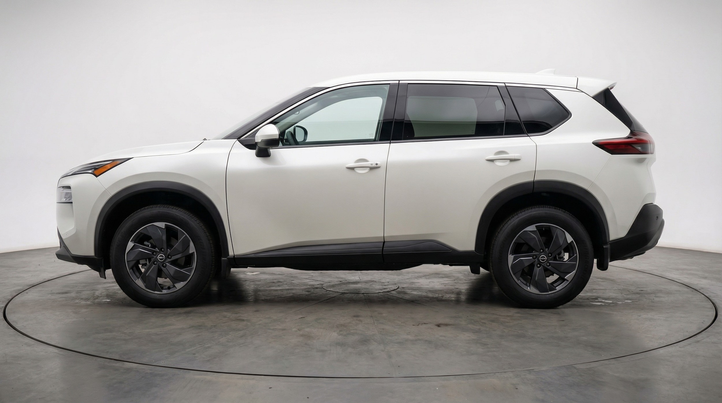 Thumbnail: 2025 Nissan Rogue - 4