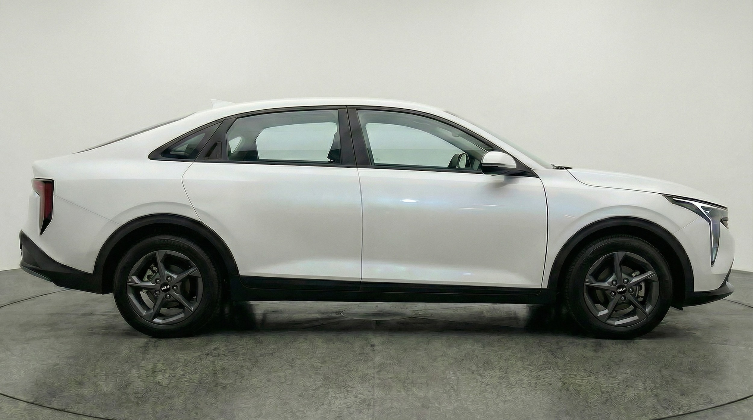 Thumbnail: 2025 Kia K4 - 8