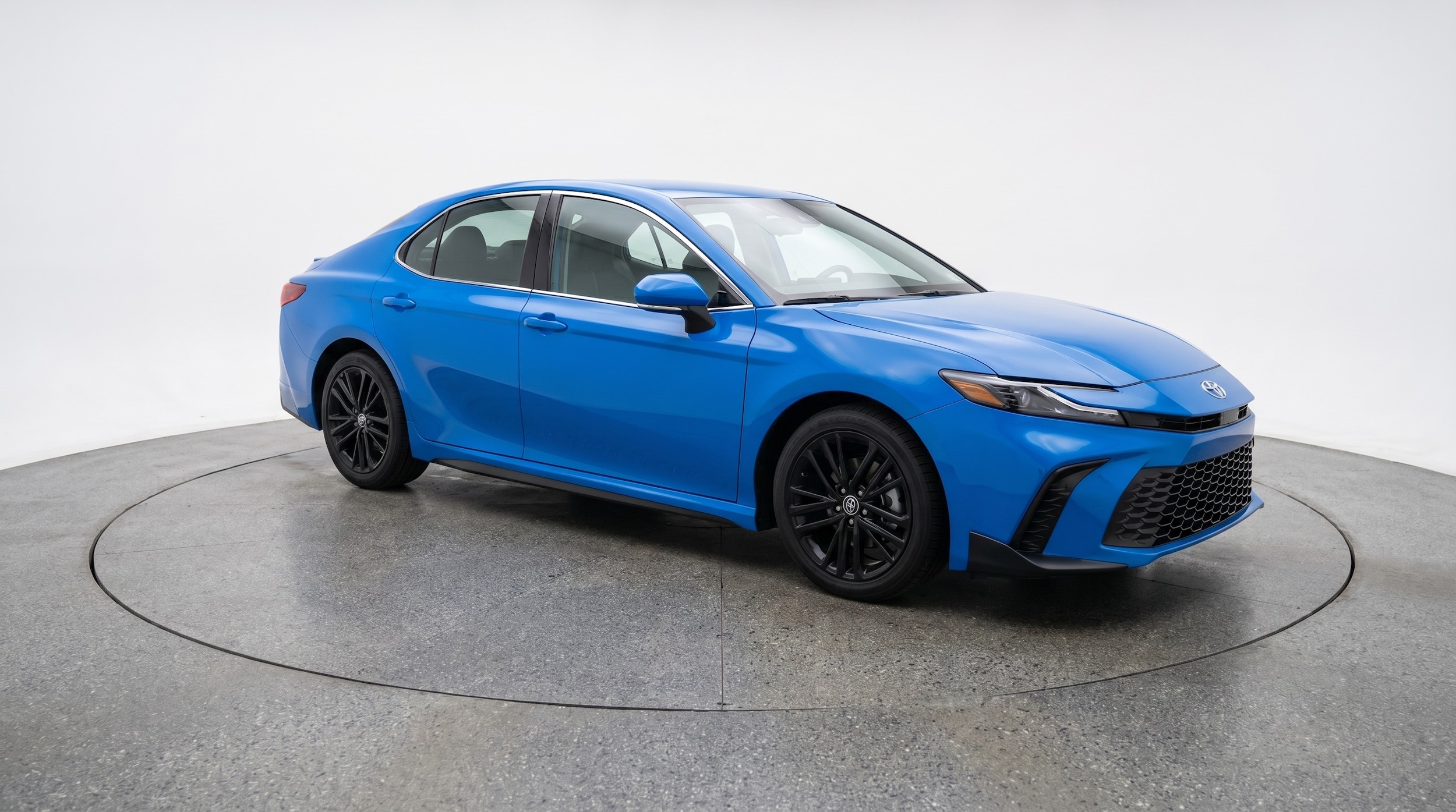 Thumbnail: 2025 Toyota Camry - 1