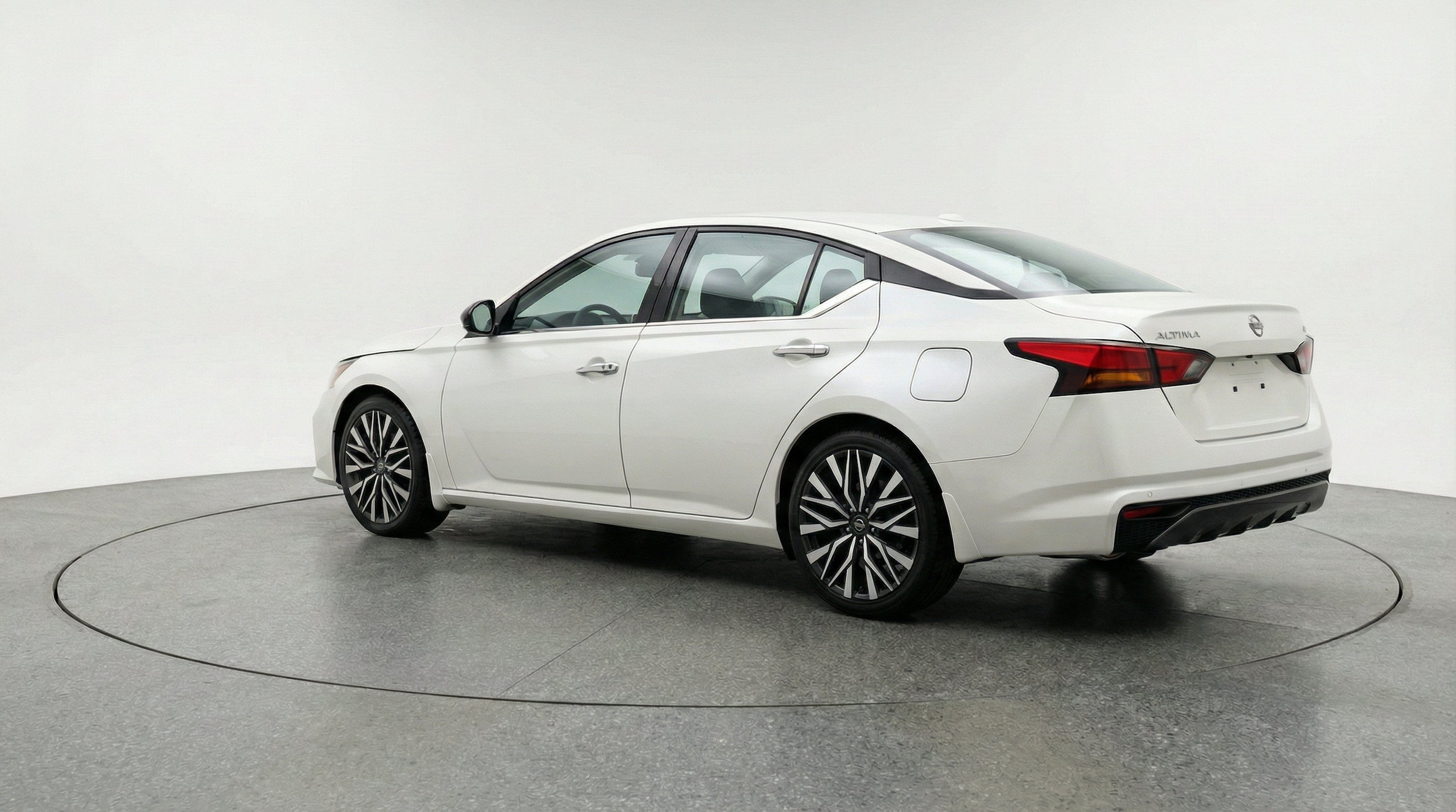 Thumbnail: 2025 Nissan Altima - 6