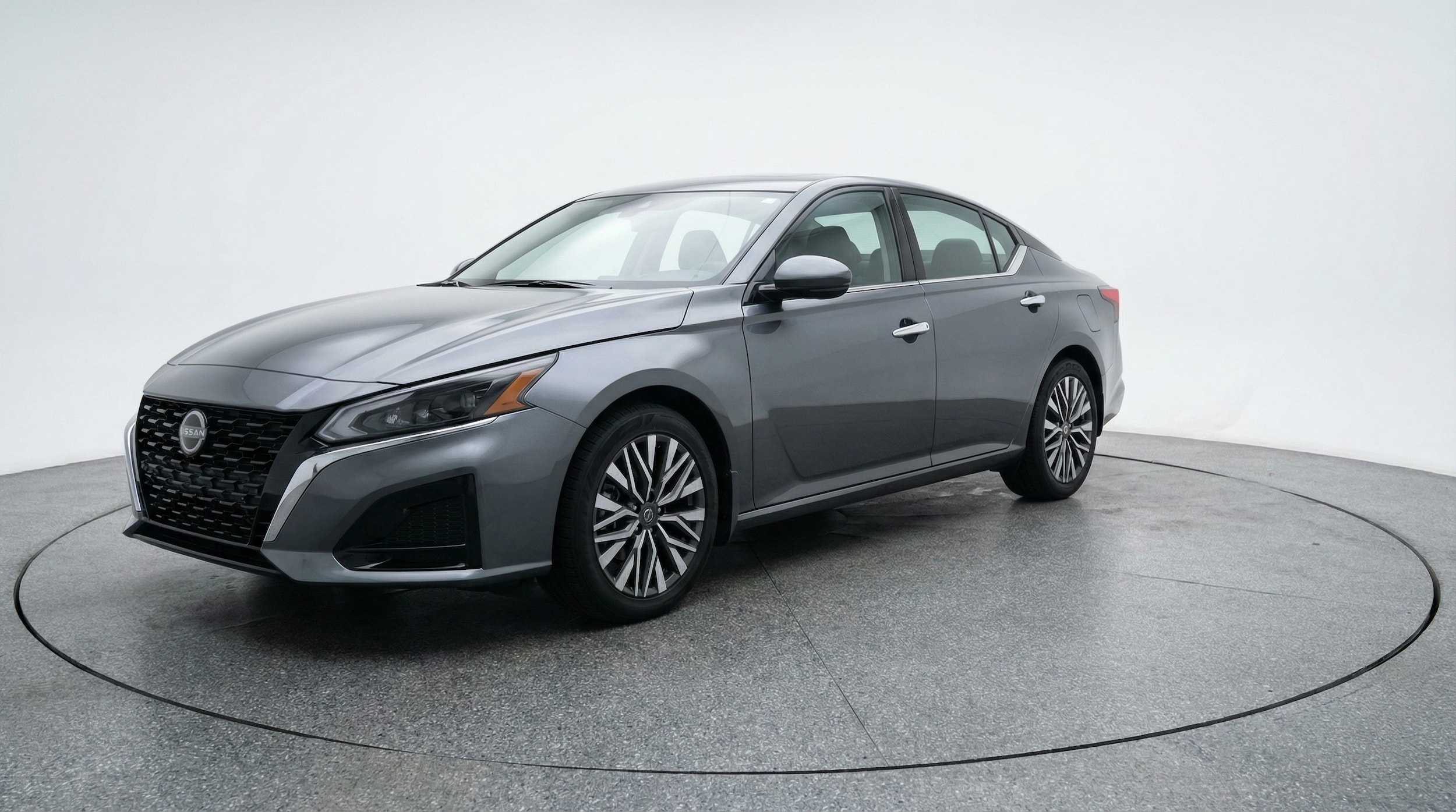 Thumbnail: 2025 Nissan Altima - 3