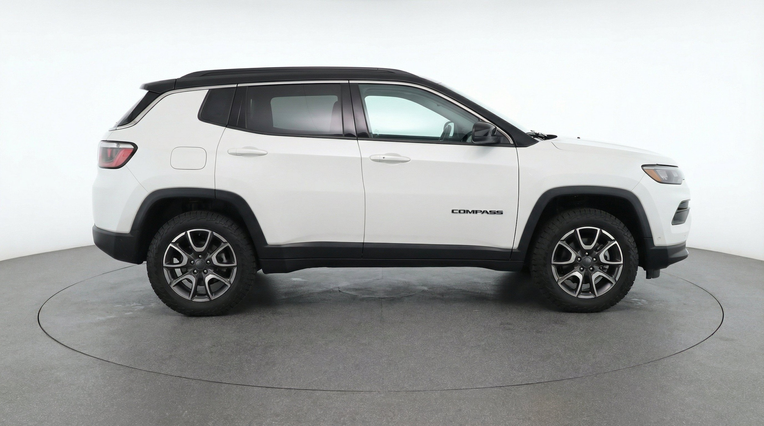 Thumbnail: 2025 Jeep Compass - 11