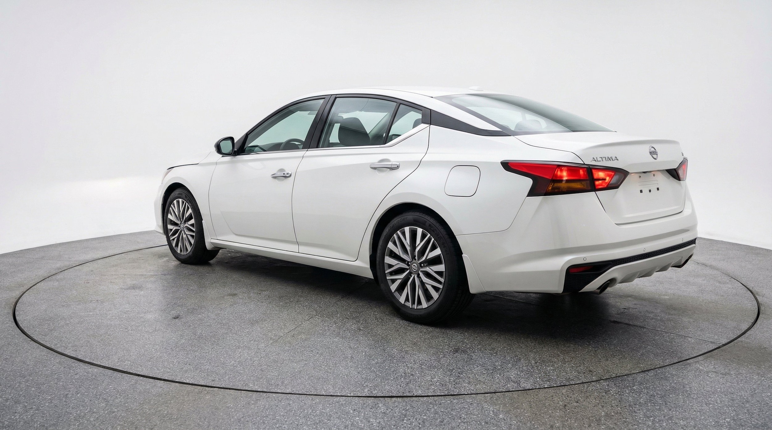 Thumbnail: 2025 Nissan Altima - 6