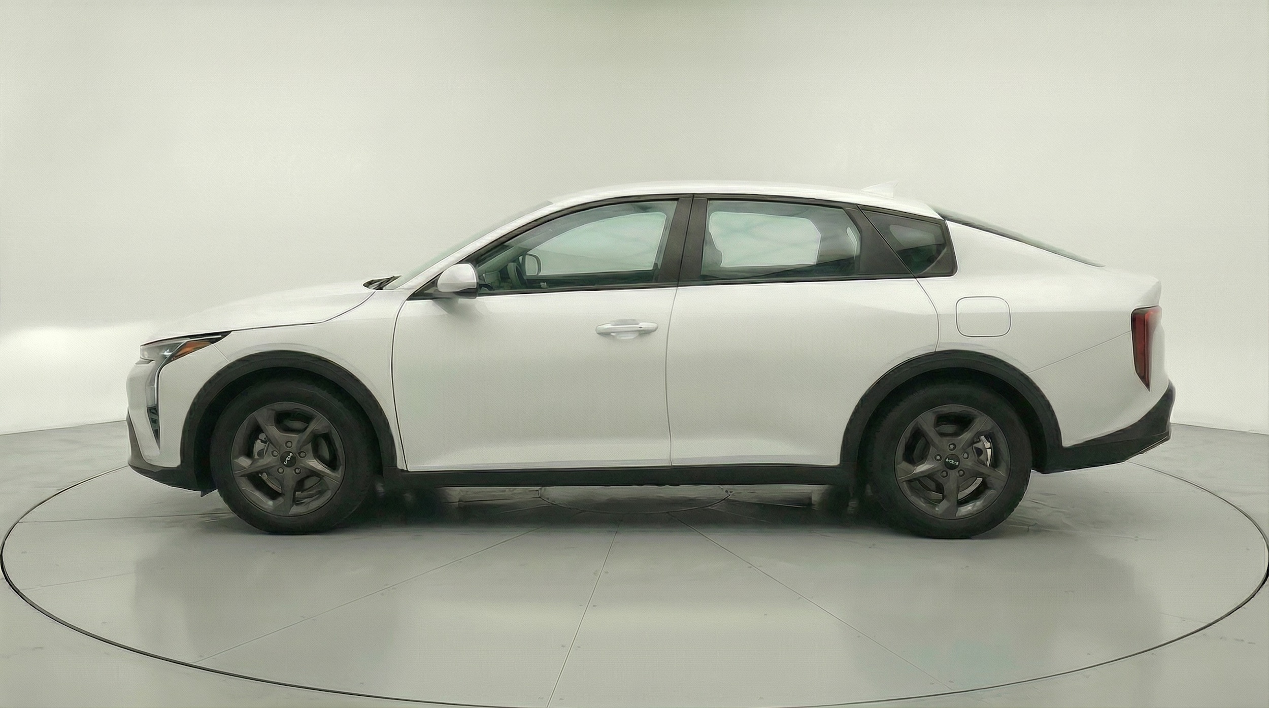 Thumbnail: 2025 Kia K4 - 4