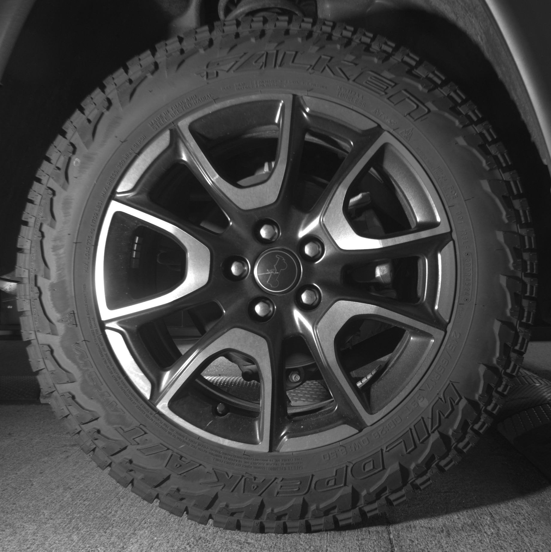 Thumbnail: 2025 Jeep Compass - 15