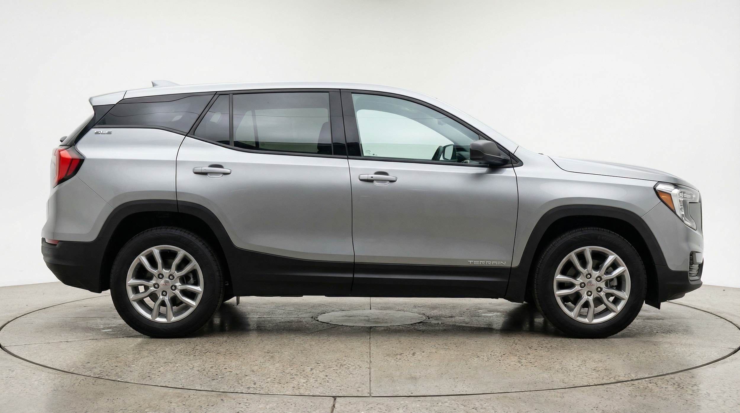 Thumbnail: 2024 GMC Terrain - 8