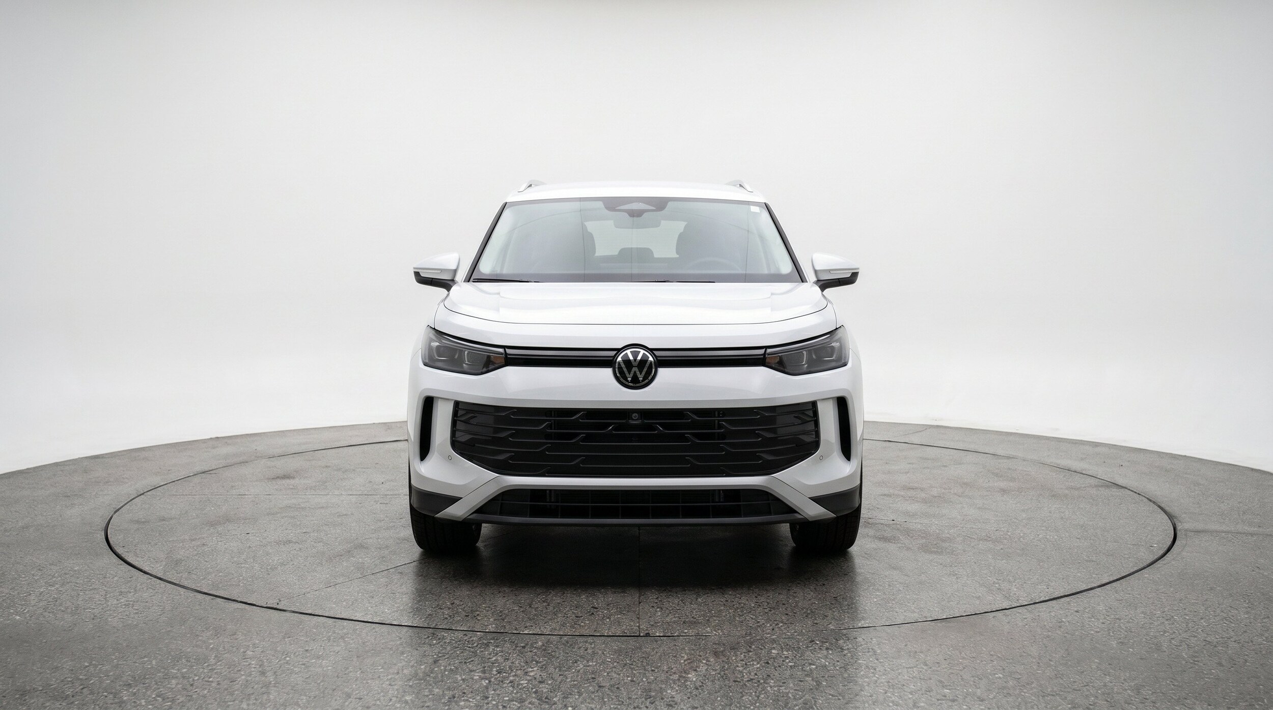 Thumbnail: 2026 Volkswagen Tiguan - 2