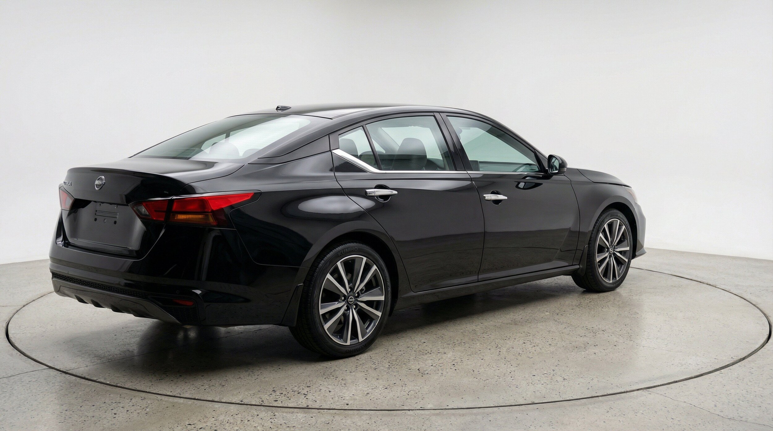 Thumbnail: 2025 Nissan Altima - 9