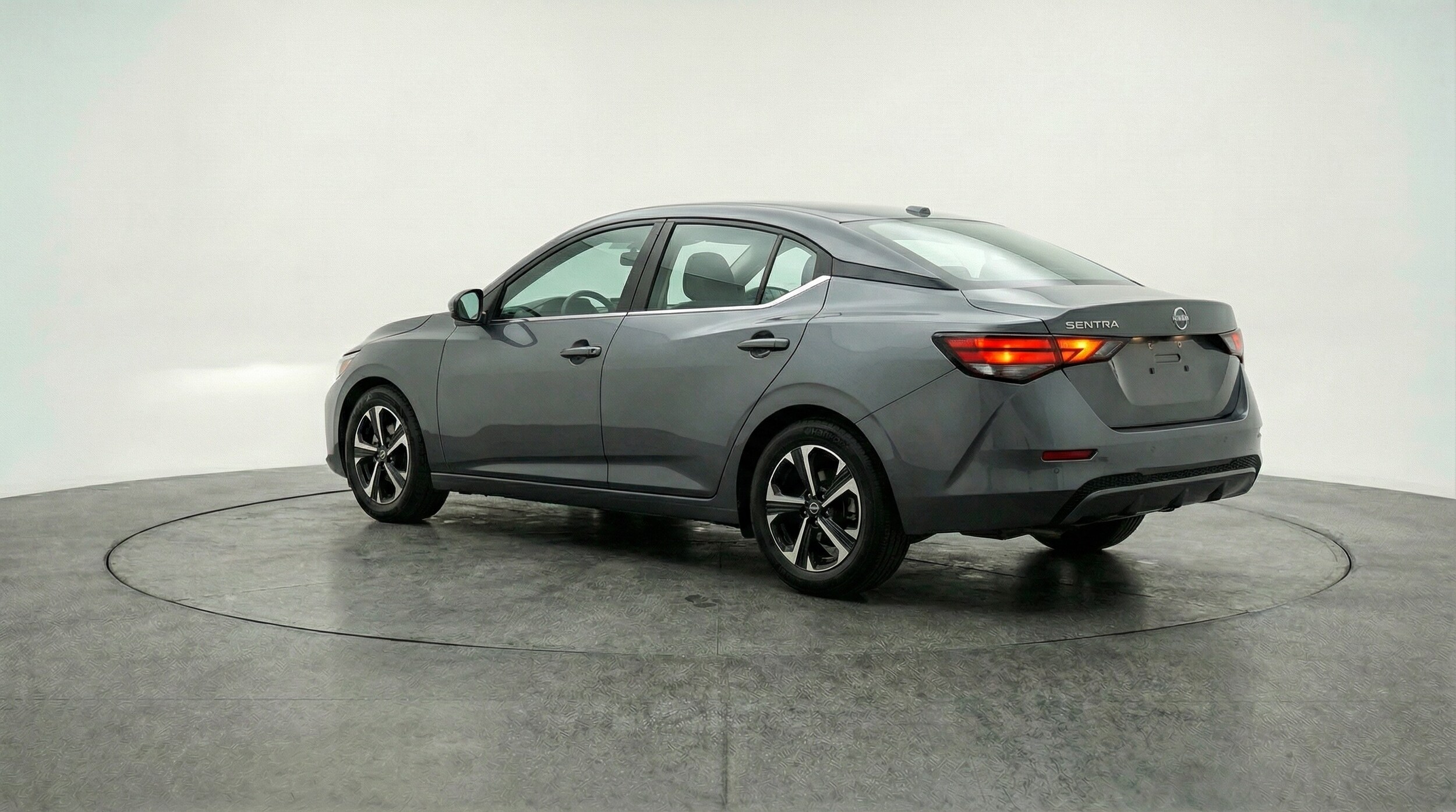 Thumbnail: 2025 Nissan Sentra - 5