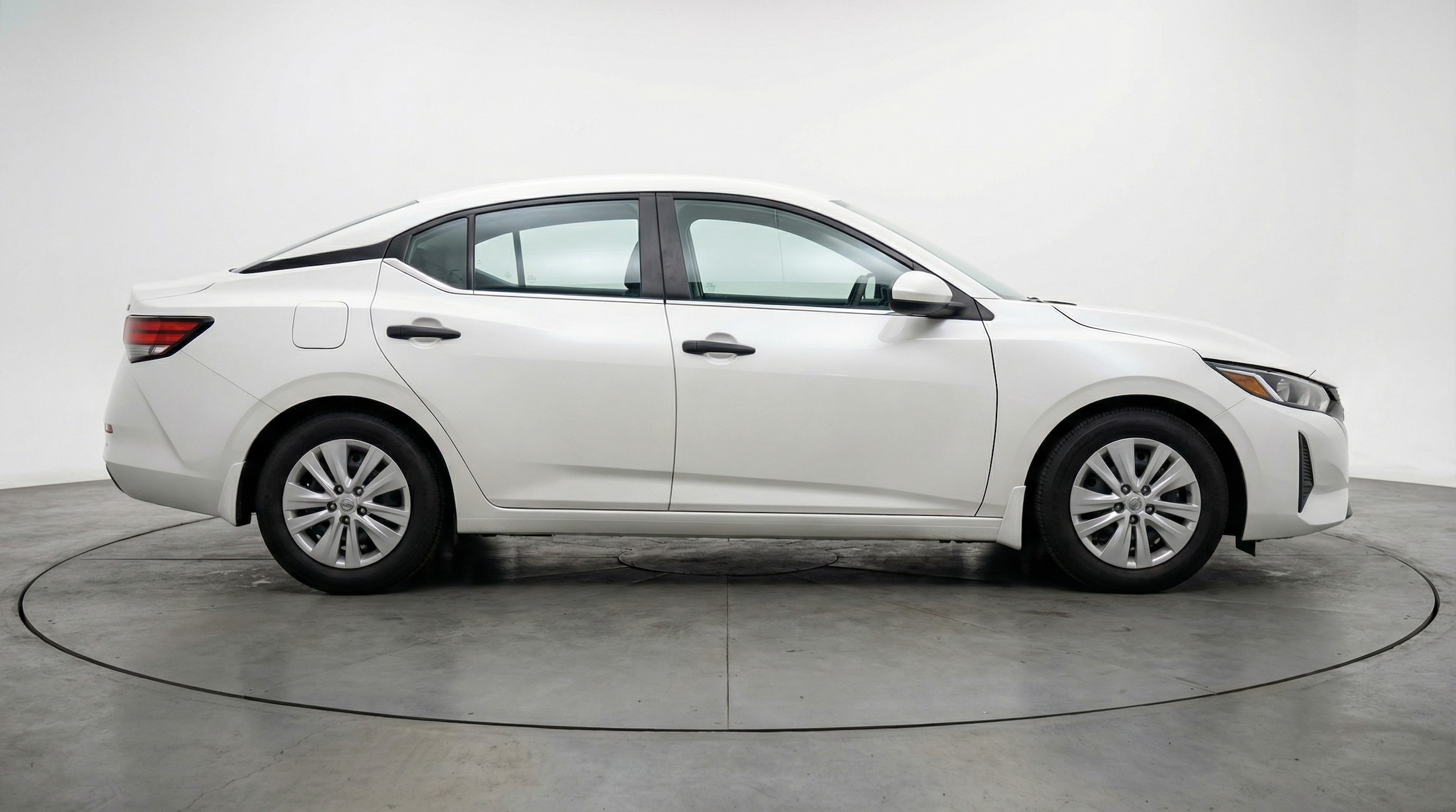 Thumbnail: 2025 Nissan Sentra - 8