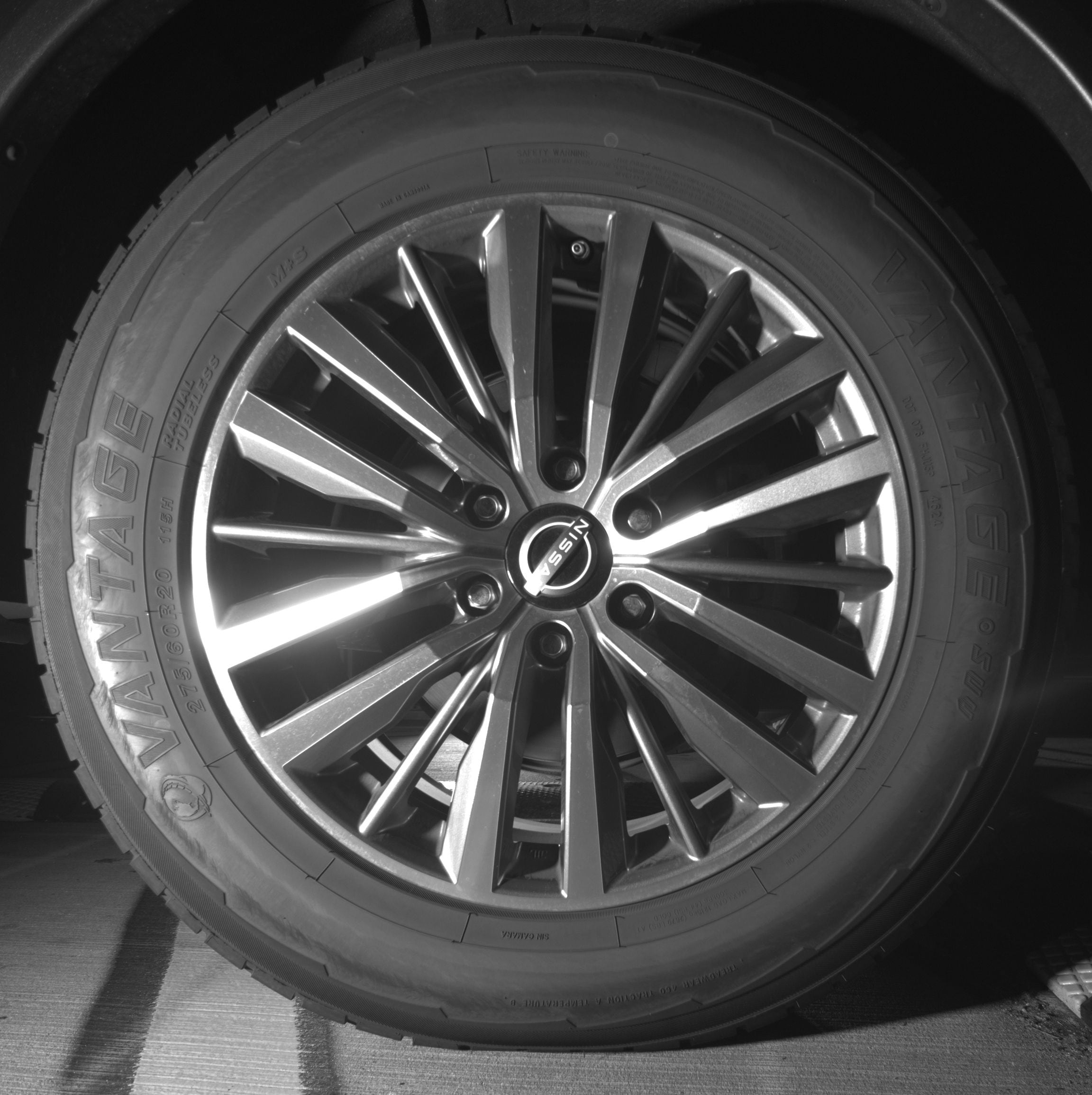 Thumbnail: 2023 Nissan Armada - 12