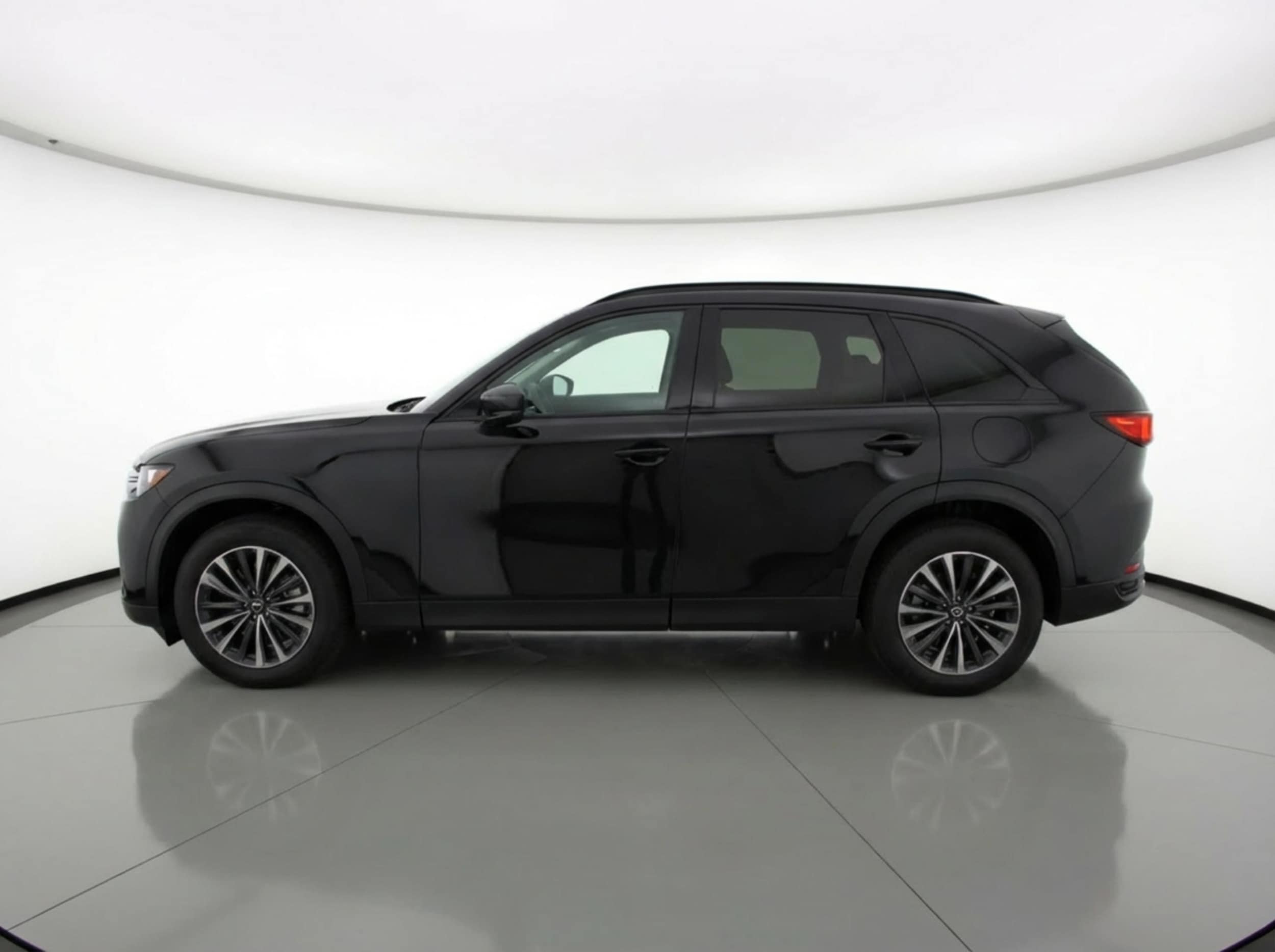 Thumbnail: 2025 Mazda CX-70 - 4