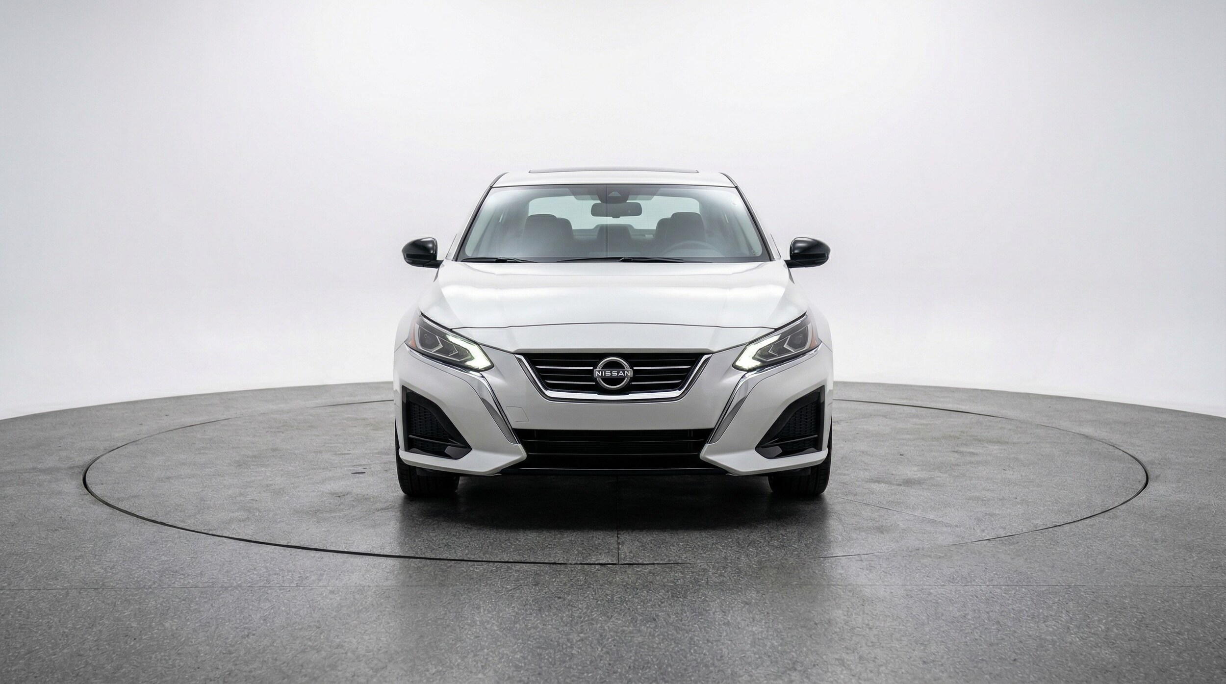 Thumbnail: 2025 Nissan Altima - 2