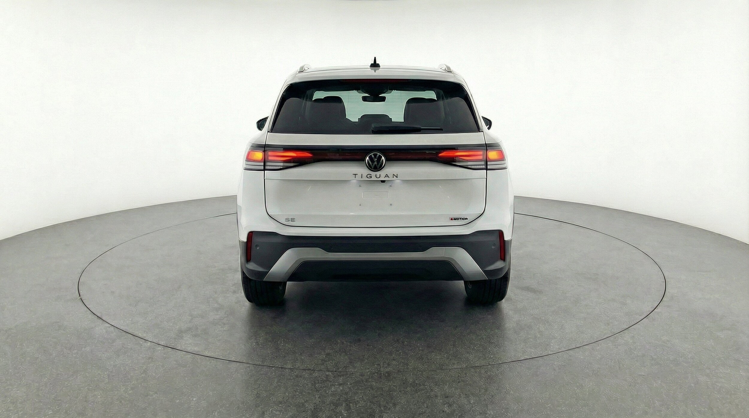 Thumbnail: 2026 Volkswagen Tiguan - 7