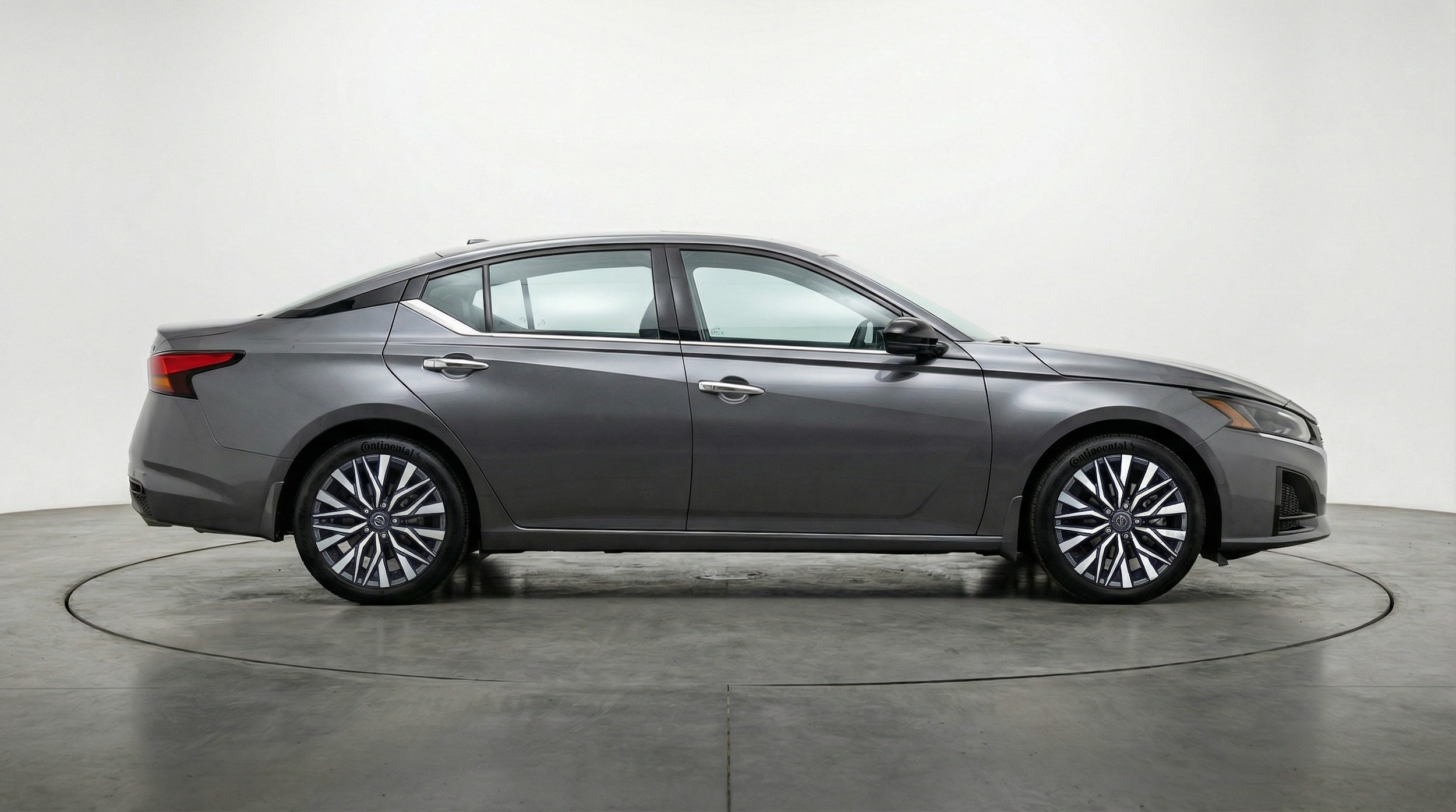 Thumbnail: 2025 Nissan Altima - 8