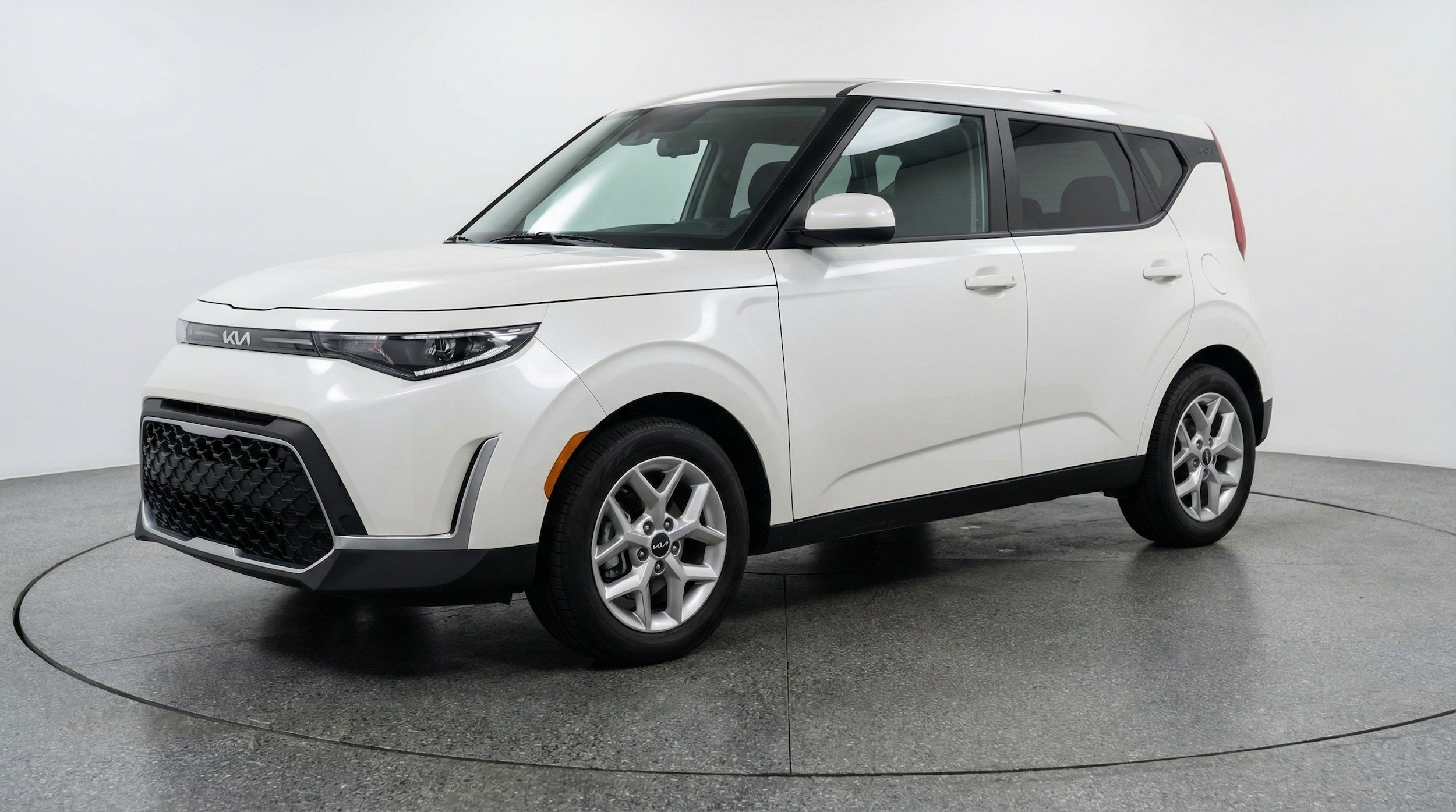 Thumbnail: 2025 Kia Soul - 3