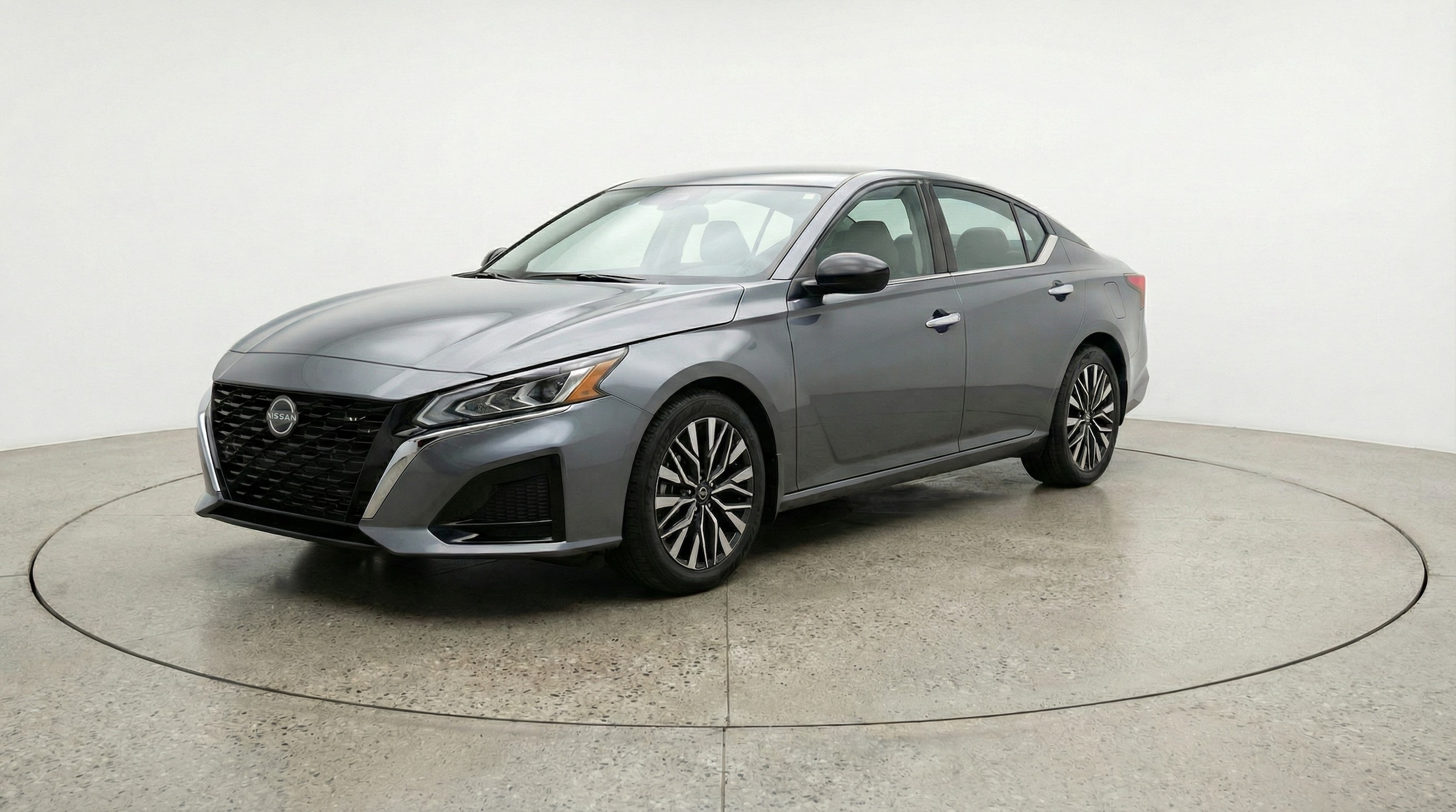 Thumbnail: 2025 Nissan Altima - 3