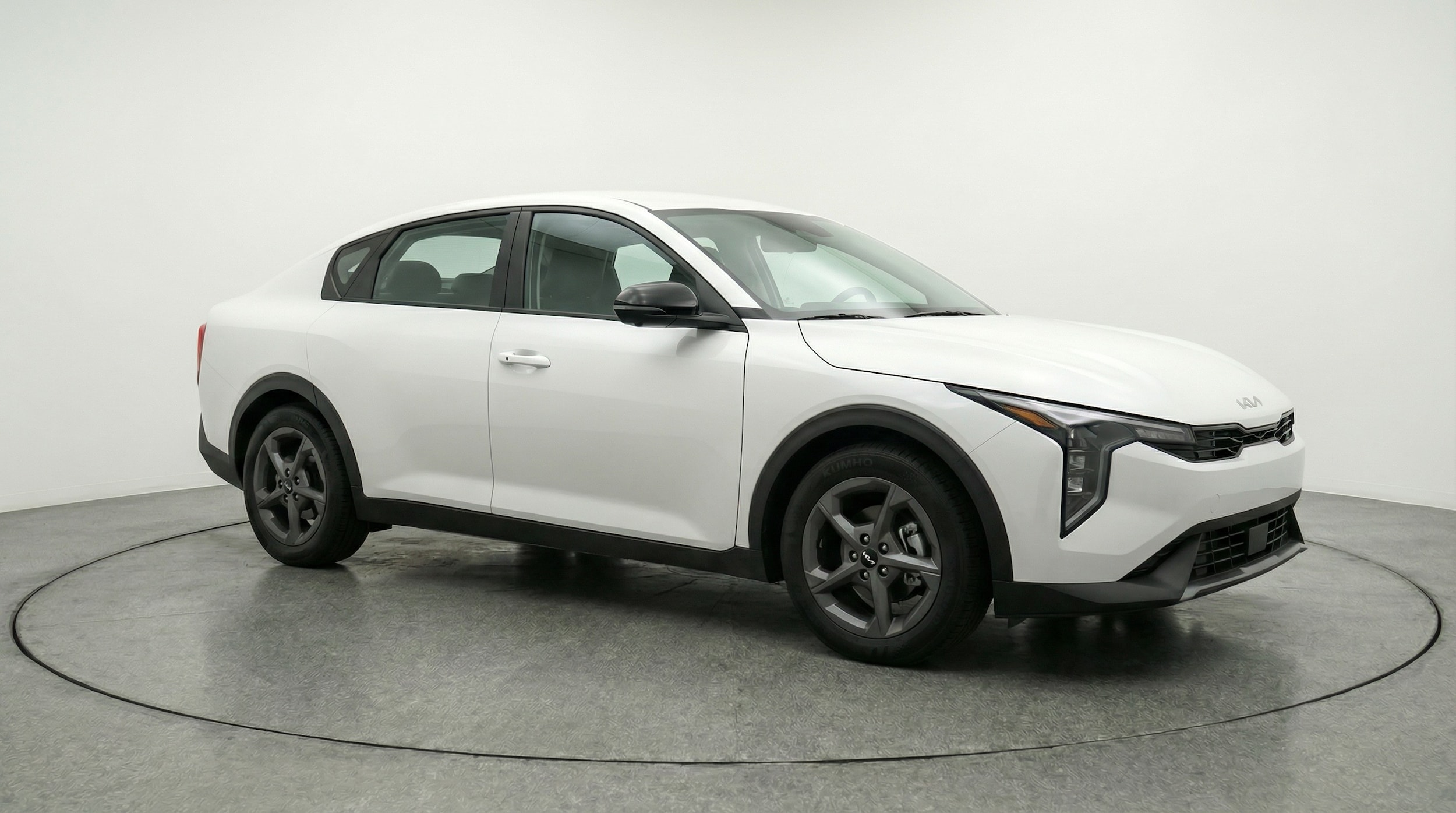 Thumbnail: 2025 Kia K4 - 1