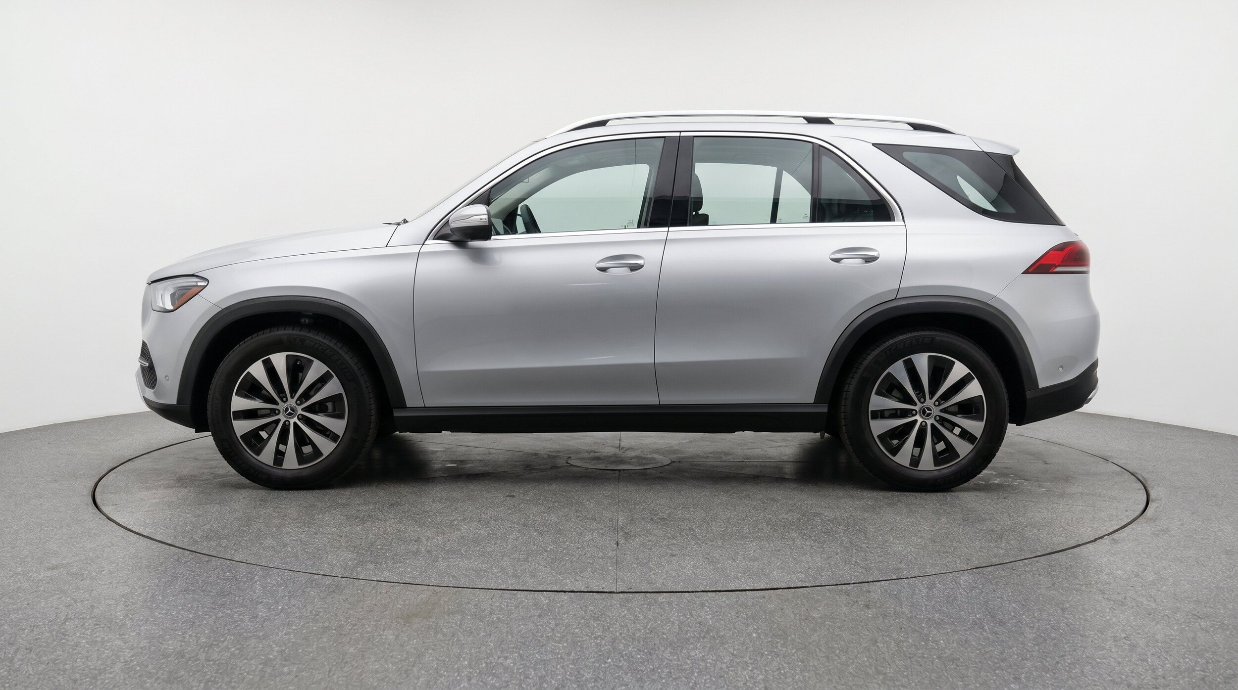 Thumbnail: 2026 Mercedes-Benz GLE - 5