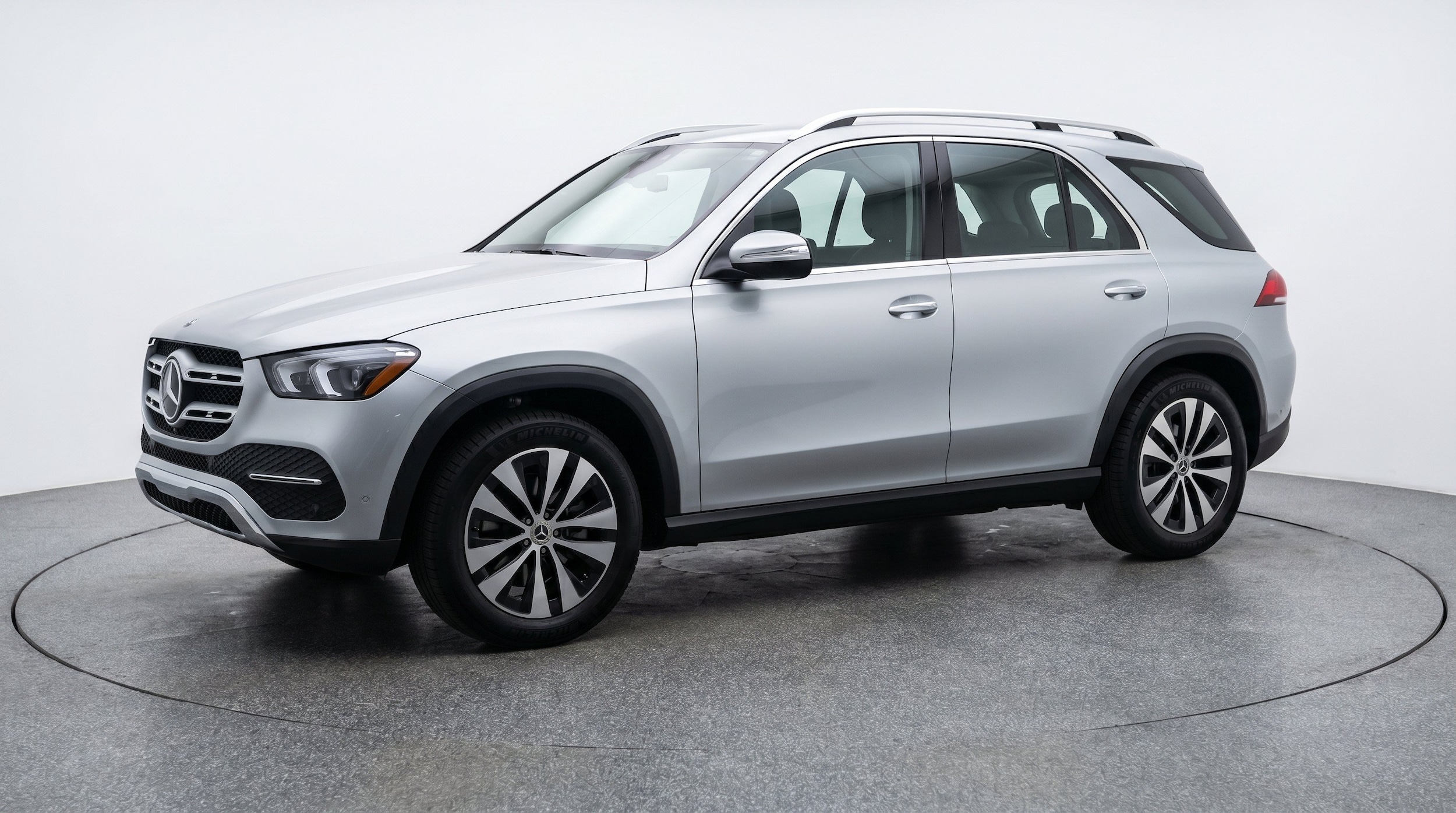 Thumbnail: 2026 Mercedes-Benz GLE - 3