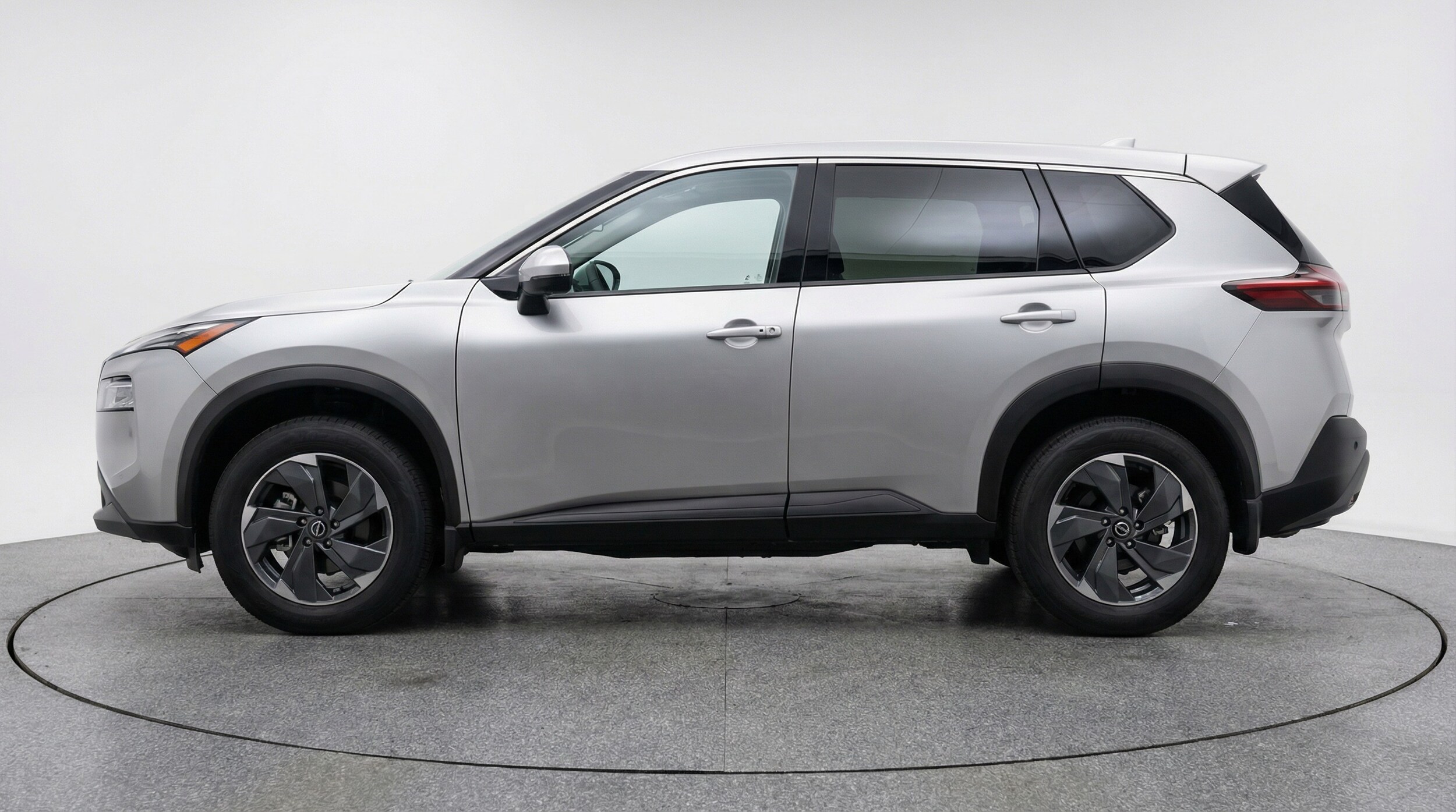 Thumbnail: 2025 Nissan Rogue - 4