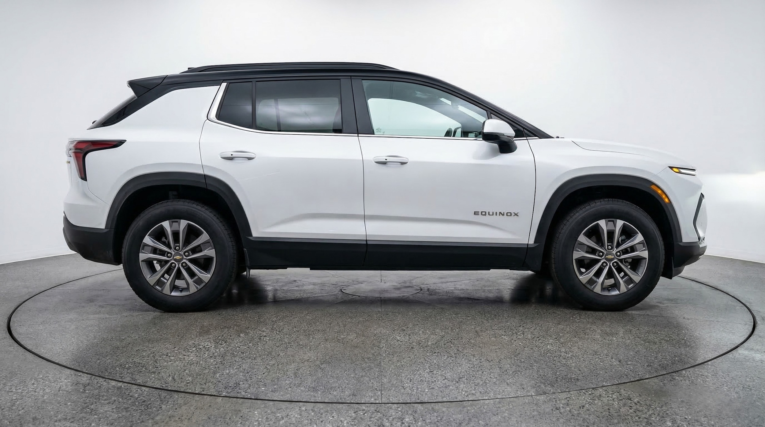 Thumbnail: 2025 Chevrolet Equinox - 8